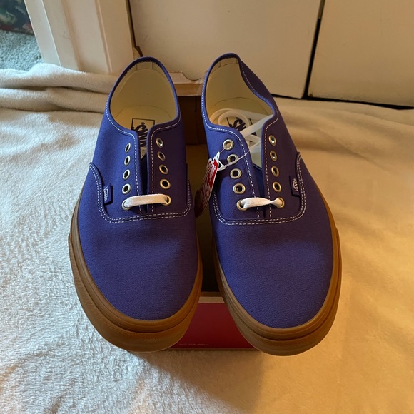NEW Vans Authentic Gum Spectrum Blue White Purple - Picture 2 of 4